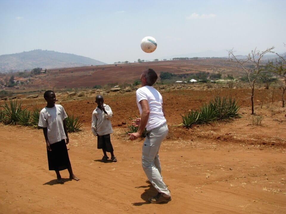 Ventura Aid bezig met projecten in Kenia